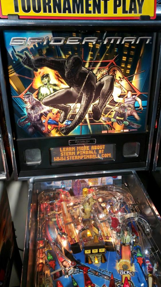 ② Flipperkast Black Spider-Man — Machines