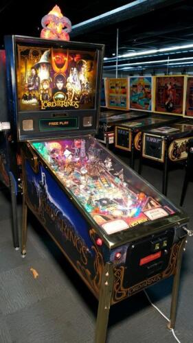 The Lord of the Rings Pinball Machine Limited