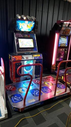 Pump It up Dance Arcade Game Andamiro