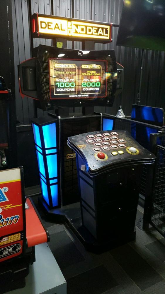 Deal Arcade Deal or No Deal Upright Arcade Game