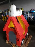 KIDDIE RIDE SNOOPY ON THE DOG HOUSE PEANUTS - 2