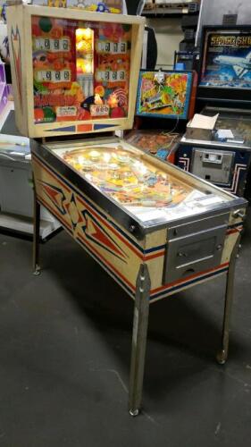 Masquerade Classic Pinball Machine Gottlieb 1966