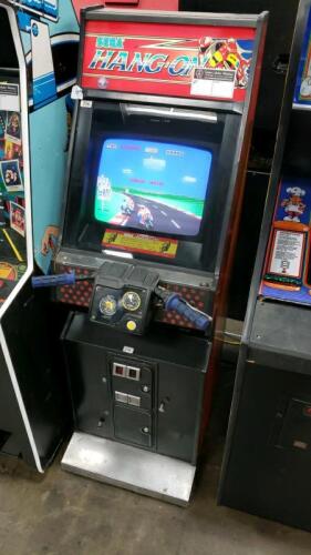 SEGA HANG ON MINI CABARET MOTORCYCLE RACING ARCADE GAME