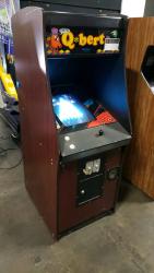 Q-BERT UPRIGHT CLASSIC ARCADE GAME GOTTLIEB