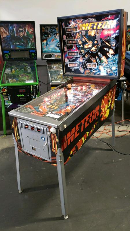 METEOR PINBALL MACHINE by STERN CLASSIC