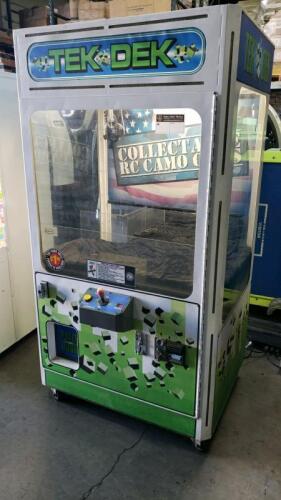 TEK DEK PLUSH CLAW CRANE MACHINE IMPULSE INDUS.