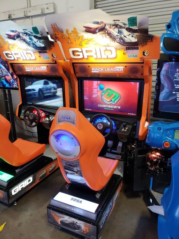 GRID 32" LCD SITDOWN RACING ARCADE GAME SEGA #1