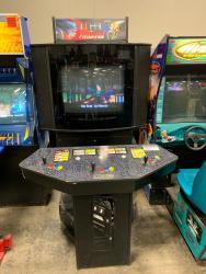 ALIEN VS. PREDATOR SHOWCASE 33" ARCADE GAME CAPCOM