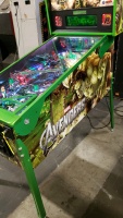 THE AVENGERS HULK LIMITED EDITION PINBALL MACHINE STERN #095/250 - 2