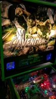 THE AVENGERS HULK LIMITED EDITION PINBALL MACHINE STERN #095/250 - 10