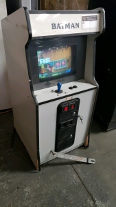 BATMAN MINI UPRIGHT ARCADE GAME