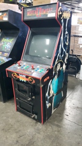 MORTAL KOMBAT II MIDWAY FIGHTING ARCADE GAME