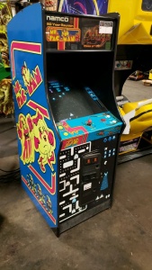 CLASS OF 1981 MS PACMAN GALAGA ARCADE GAME NAMCO