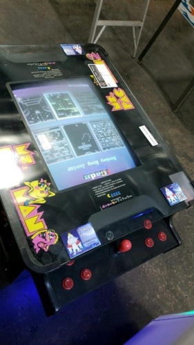 60 IN 1 MULTICADE COCKTAIL TABLE ARCADE GAME CRT MONITOR