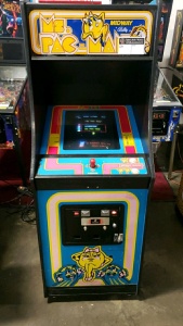 MS PACMAN CLASSIC UPRIGHT ARCADE GAME BALLY MIDWAY