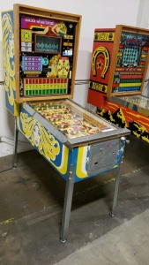 MISS UNIVERSE BALLY ANTIQUE BINGO MACHINE