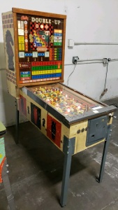 BALLY DOUBLE UP CHESS THEME BINGO MACHINE