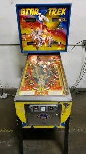 STAR TREK CLASSIC BALLY PINBALL MACHINE