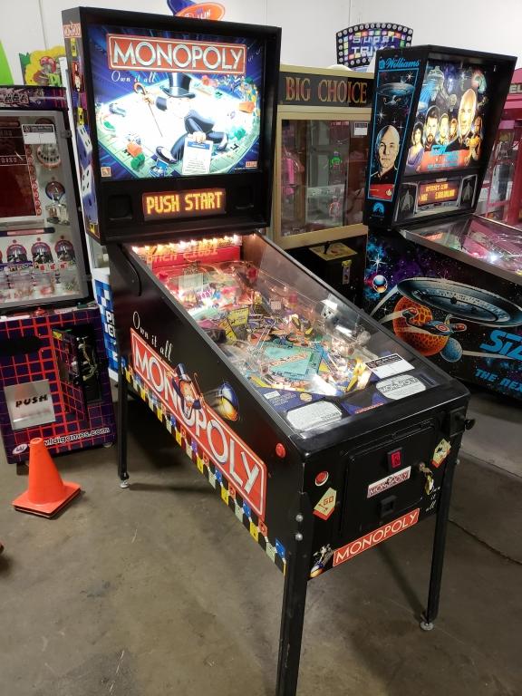 MONOPOLY PINBALL MACHINE STERN INC.