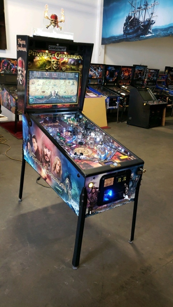 PIRATES OF THE CARIBBEAN LIMITED EDITION PINBALL MACHINE JJP WOW!!! L@@K!!!