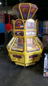 PAC-MAN 8 PLAYER TICKET REDEMPTION COIN PUSHER MACHINE NAMCO