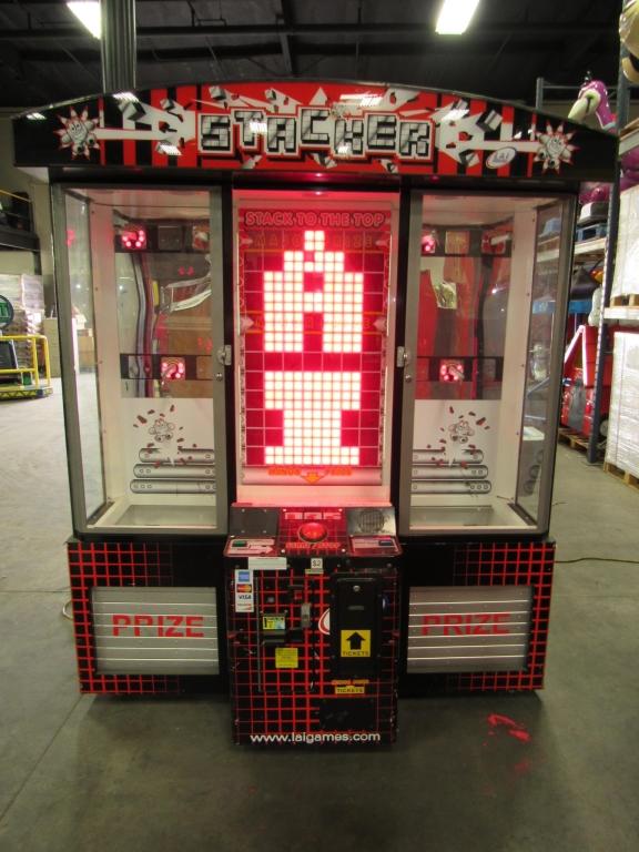 STACKER GIANT PRIZE REDEMPTION GAME LAI GAMES