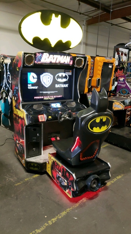 BATMAN DELUXE ACTION DRIVER ARCADE GAME RAW THRILLS #2