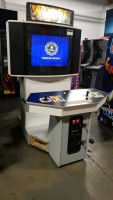 MARVEL VS CAPCOM SHOWCASE 33" FIGHTING ARCADE GAME - 2