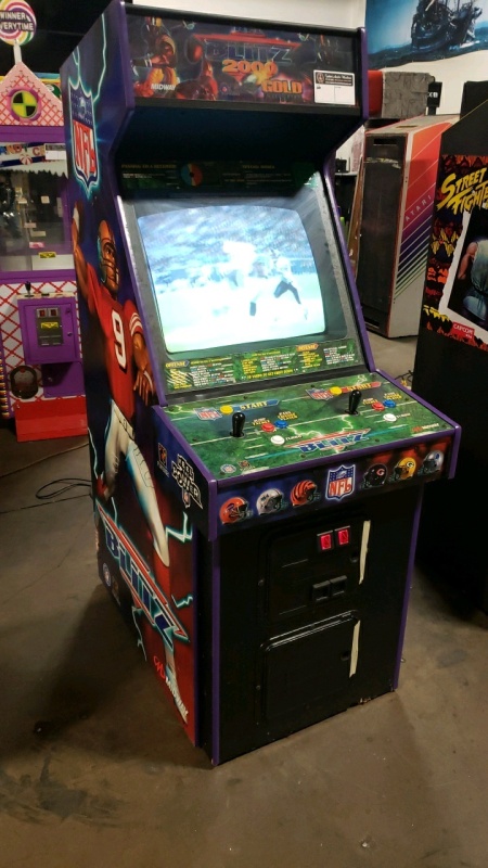 BLITZ GOLD 2000 FOOTBALL CLASSIC MIDWAY ARCADE GAME