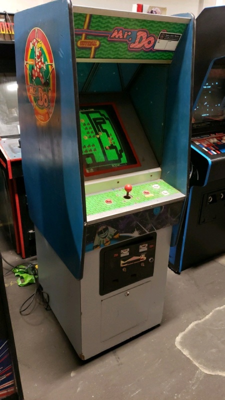 MR. DO CLASSIC UPRIGHT ARCADE GAME UNIVERSAL GORF CAB CONVERSION