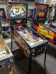 METALLICA PRO MODEL PINBALL MACHINE STERN