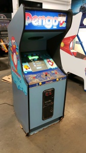 PENGO CLASSIC UPRIGHT ARCADE GAME SEGA