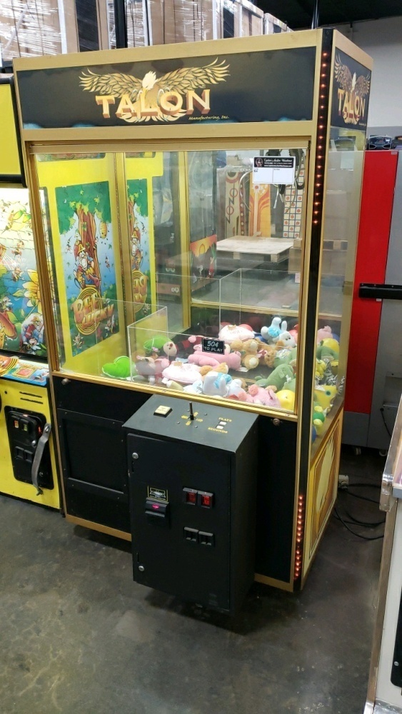 TALON PLUSH CLAW CRANE MACHINE
