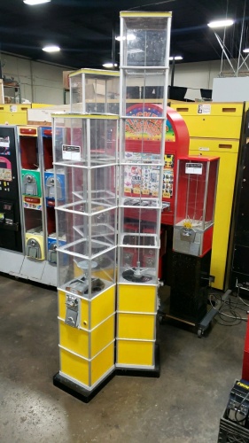 4 TOWER BEAVER BRAND BULK VENDING KIOSK YELLOW