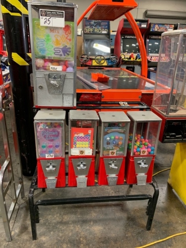 5 HEAD COMBO BULK CANDY CAPSULE VENDING RACK