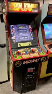 MORTAL KOMBAT DEDICATED FIGHTING ARCADE GAME MIDWAY