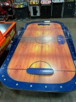 AIR HOCKEY TITAN FULL SIZE COIN OP W/TABLE SCORING - 3