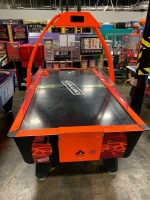 AIR HOCKEY DYNAMO FIRESTORM W/ OVERHEAD SCORING - 4