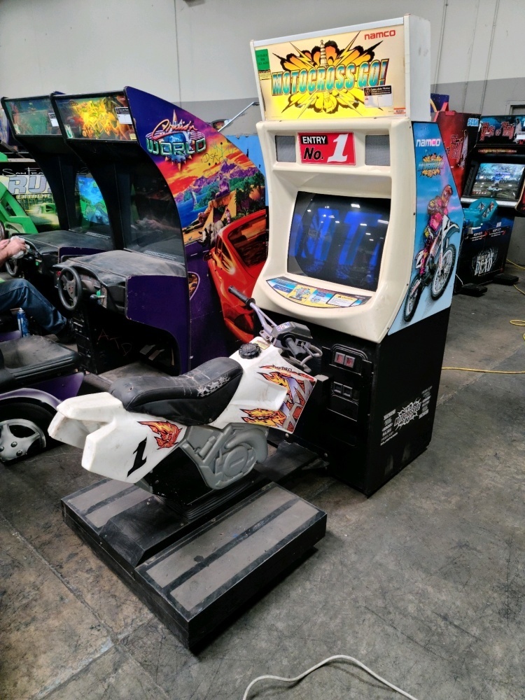 MOTOCROSS GO DIRT BIKE RACING ARCADE GAME NAMCO