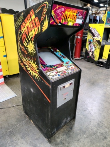 ASTRO INVADER UPRIGHT STERN CLASSIC ARCADE GAME