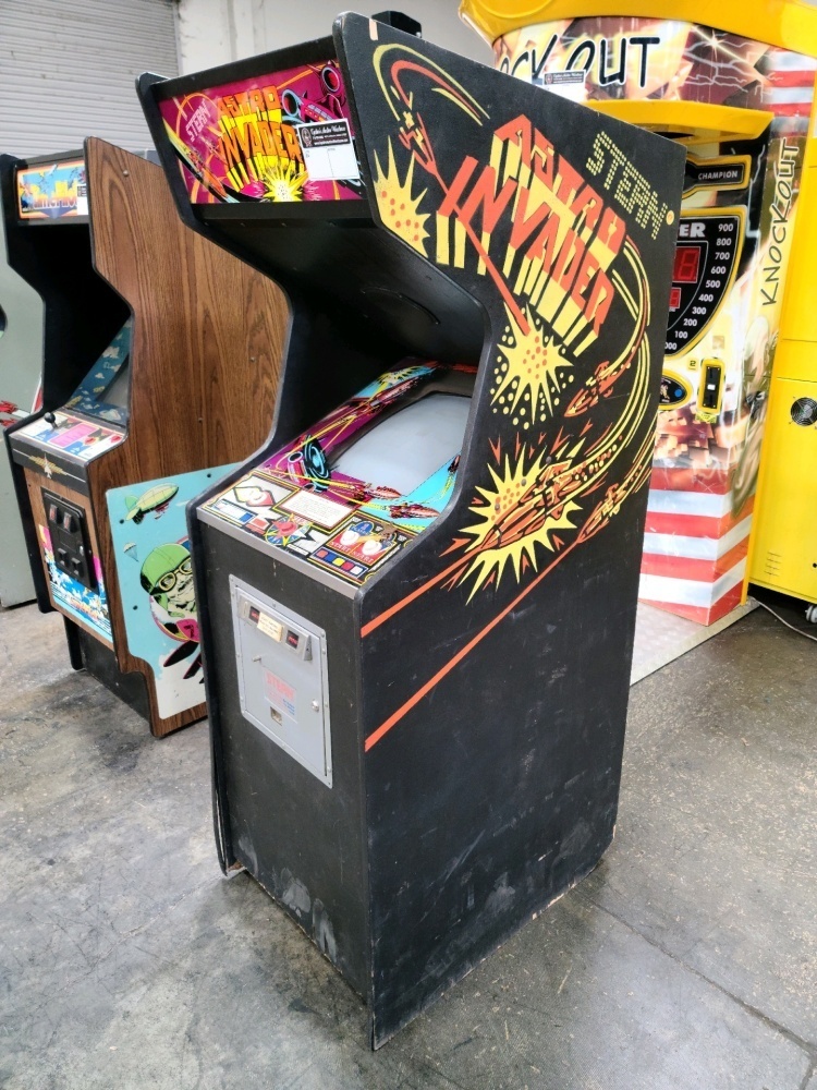 ASTRO INVADER UPRIGHT STERN CLASSIC ARCADE GAME