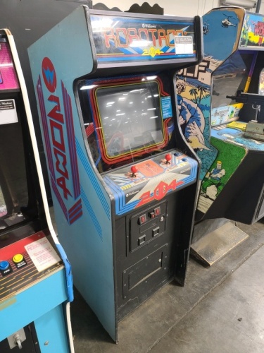 ROBOTRON 2084 CLASSIC WILLIAMS ARCADE GAME