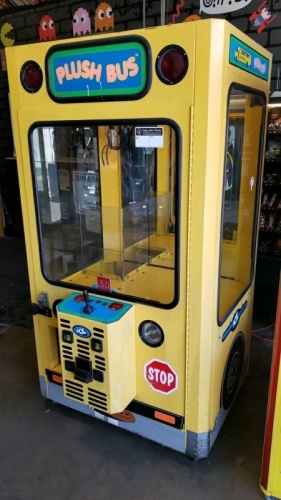 40" PLUSH BUS PLUSH CLAW CRANE MACHINE ICE