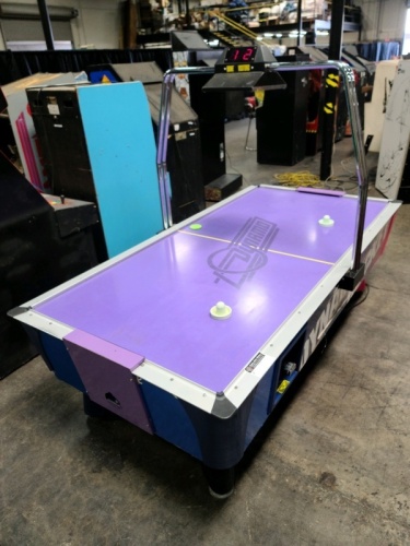 AIR HOCKY TABLE DYNAMO PURPLE TOP W/ OVERHEAD SCORING