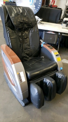 TITAN MASSAGE CHAIR W/ DBA #1