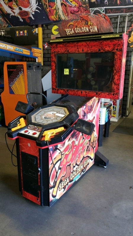 GOLDEN GUN SEGA UPRIGHT ARCADE GAME SHOOTER LCD ARCADE