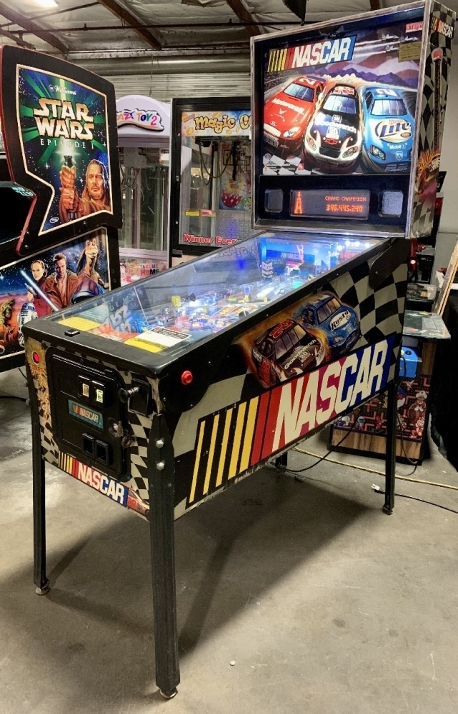 NASCAR RACING PINBALL MACHINE STERN