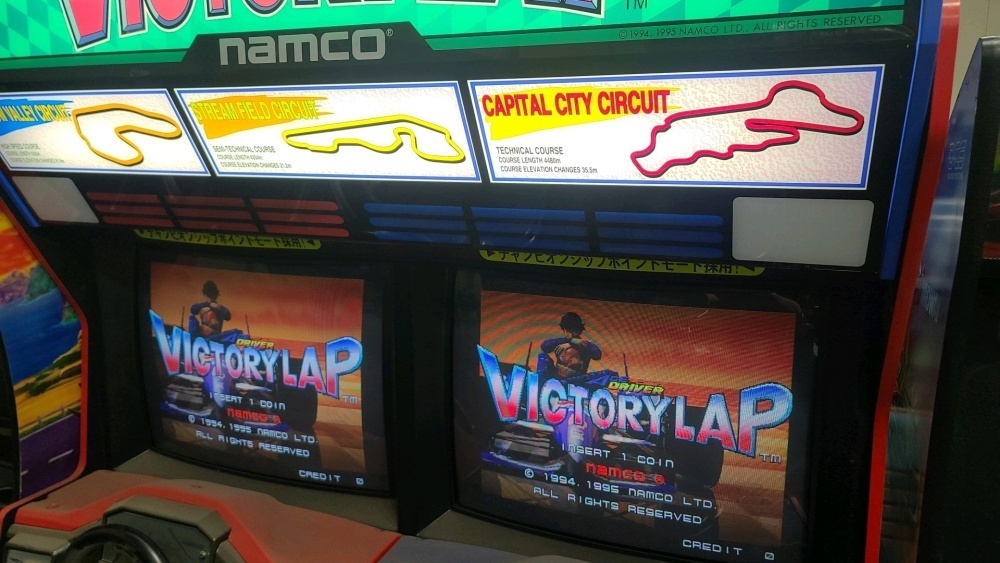 VICTORY LAP DUAL RACING ARCADE GAME