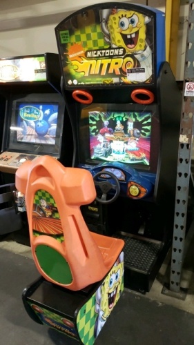 NICKTOONS NITRO SITDOWN RACING ARCADE GAME