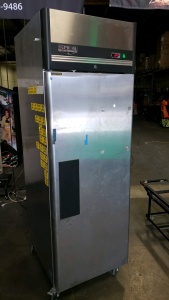 COMMERCIAL GRADE STAINLESS STEEL REFRIGERATOR SINGLE DOOR